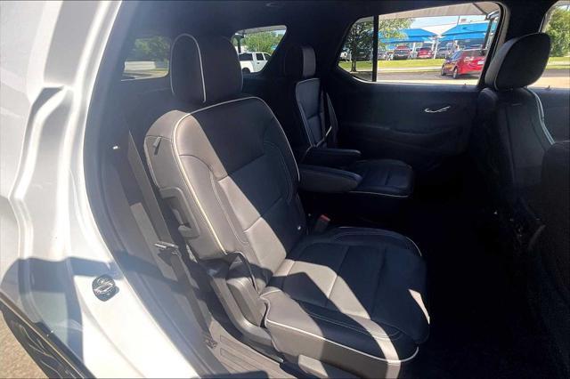 used 2023 Chevrolet Traverse car, priced at $38,999