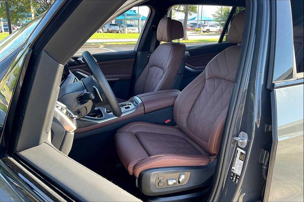 used 2025 BMW X7 car, priced at $77,999