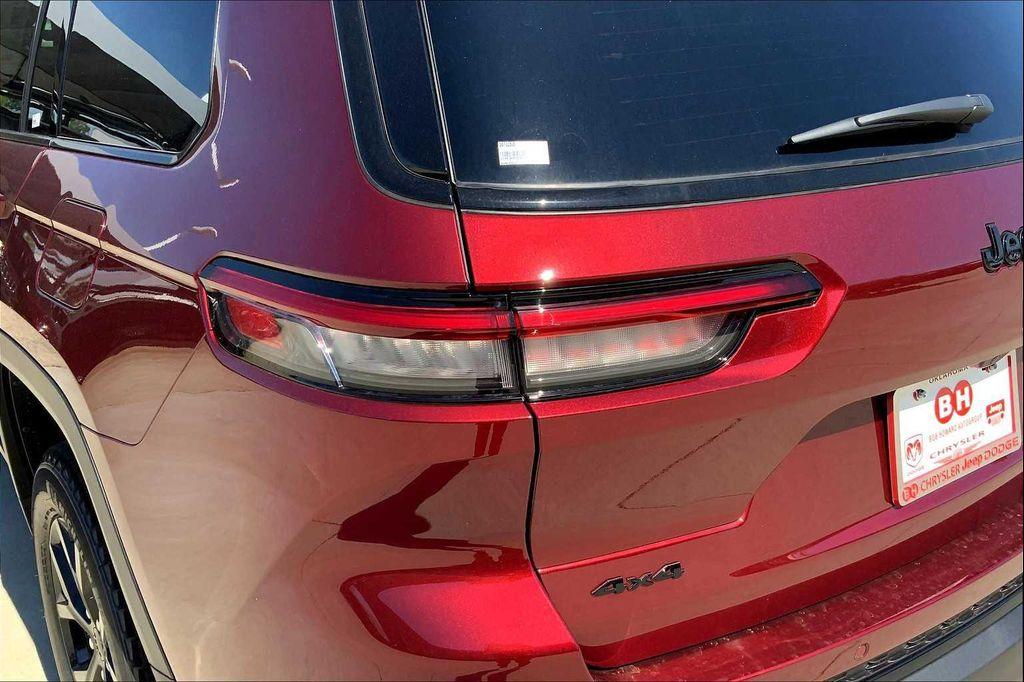 new 2025 Jeep Grand Cherokee L car, priced at $44,925