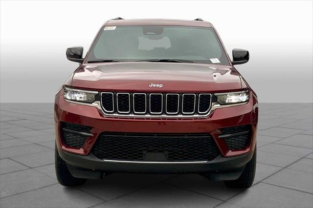 new 2025 Jeep Grand Cherokee car, priced at $42,170