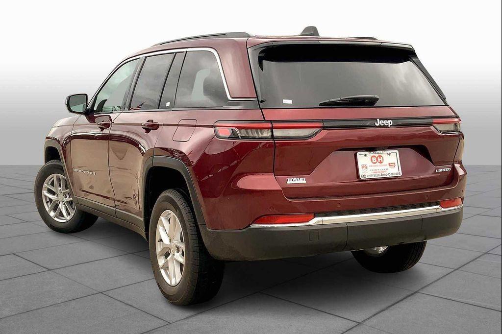 new 2025 Jeep Grand Cherokee car, priced at $37,120