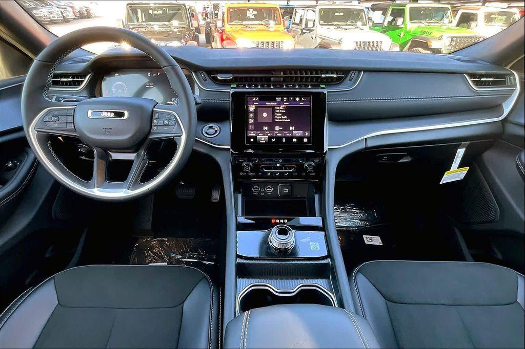 new 2025 Jeep Grand Cherokee L car, priced at $43,855