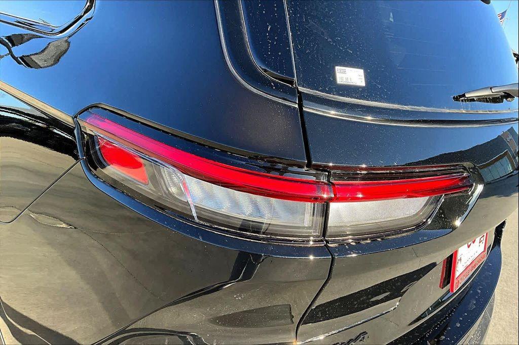 new 2025 Jeep Grand Cherokee L car, priced at $43,855