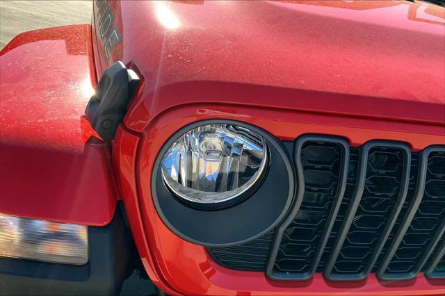 new 2025 Jeep Gladiator car, priced at $44,855