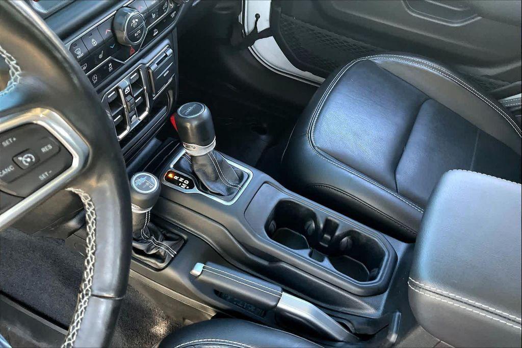 used 2022 Jeep Gladiator car, priced at $31,999