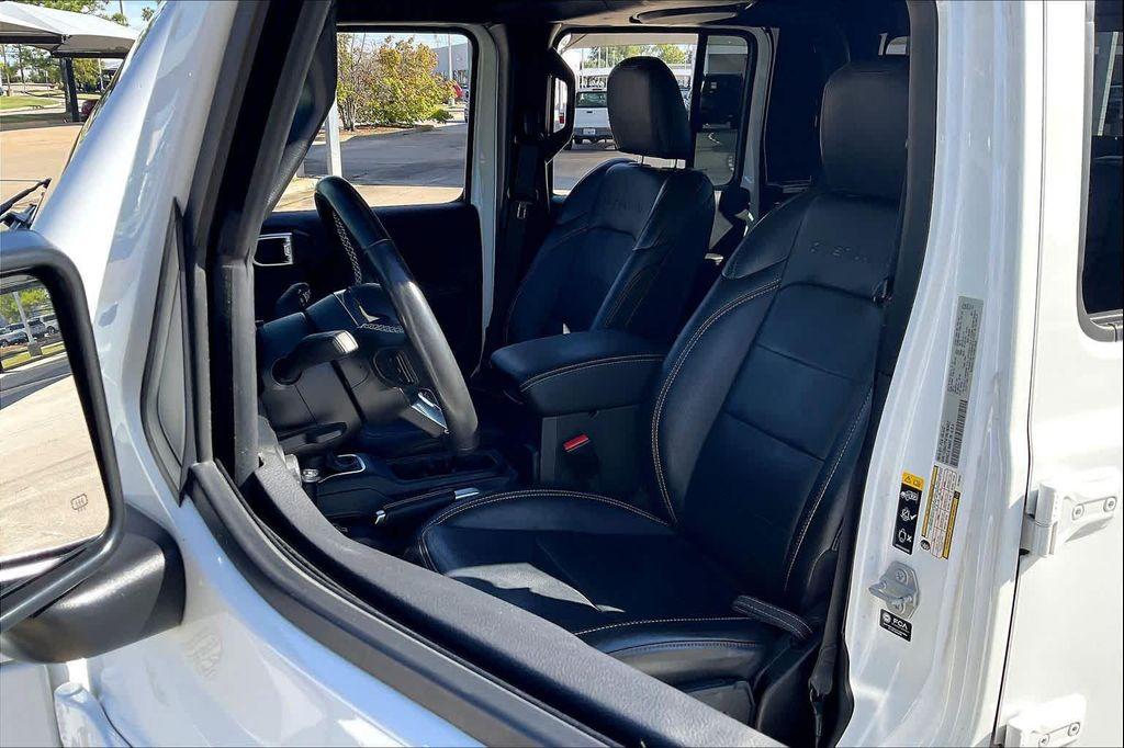 used 2022 Jeep Gladiator car, priced at $31,999