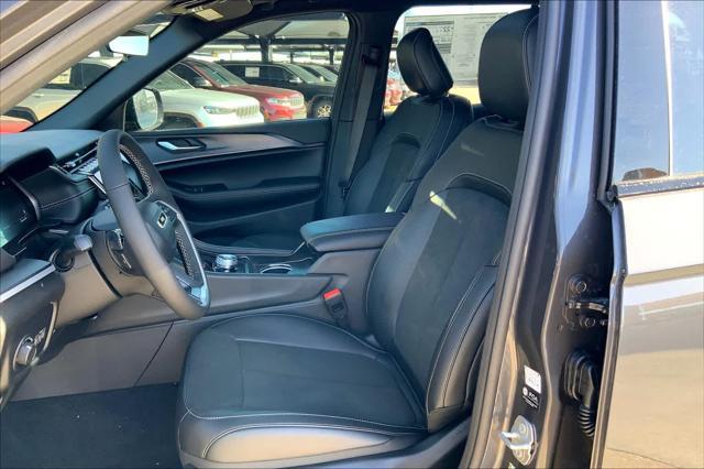 new 2025 Jeep Grand Cherokee car, priced at $41,730
