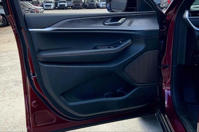 new 2025 Jeep Grand Cherokee L car, priced at $49,835
