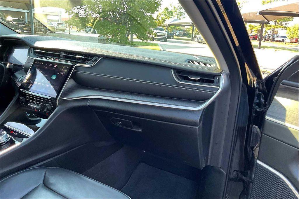used 2021 Jeep Grand Cherokee L car, priced at $29,999