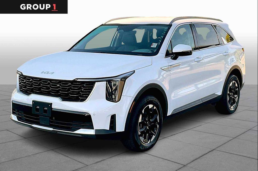 used 2024 Kia Sorento car, priced at $26,999