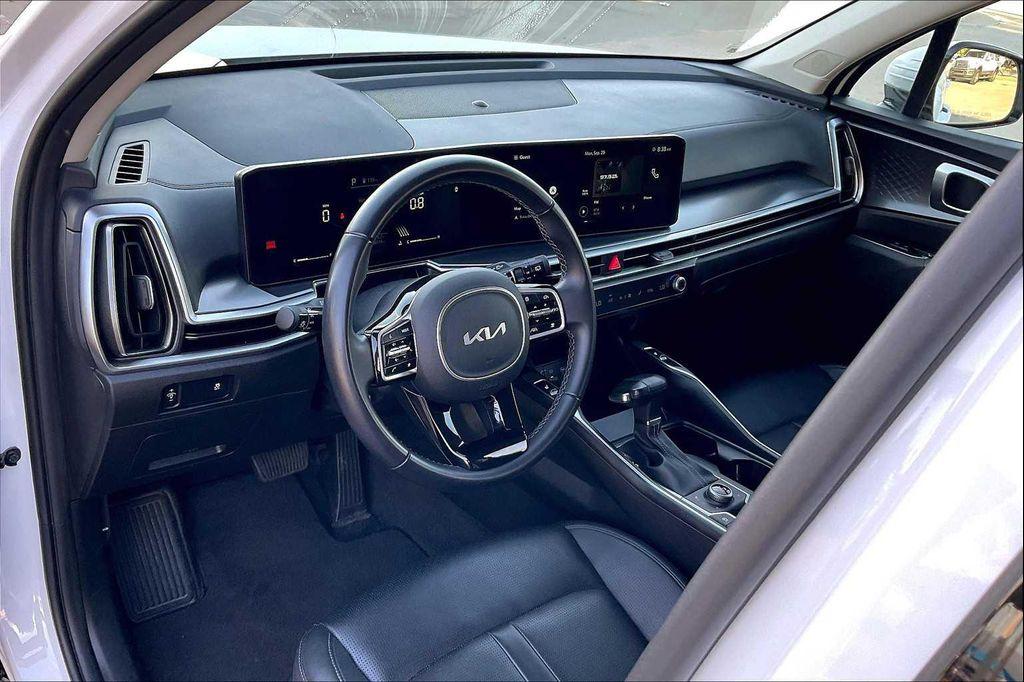 used 2024 Kia Sorento car, priced at $26,999