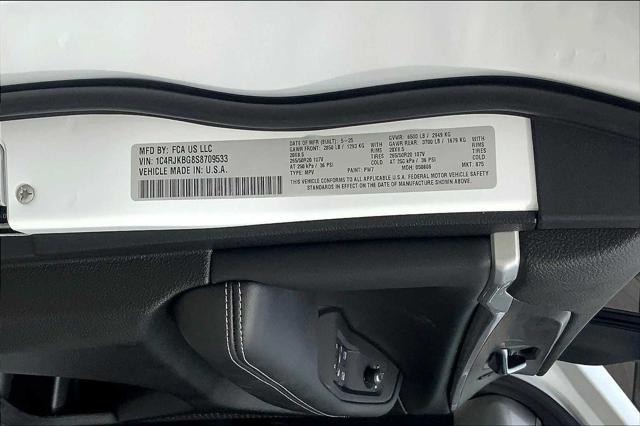 new 2025 Jeep Grand Cherokee L car, priced at $50,240