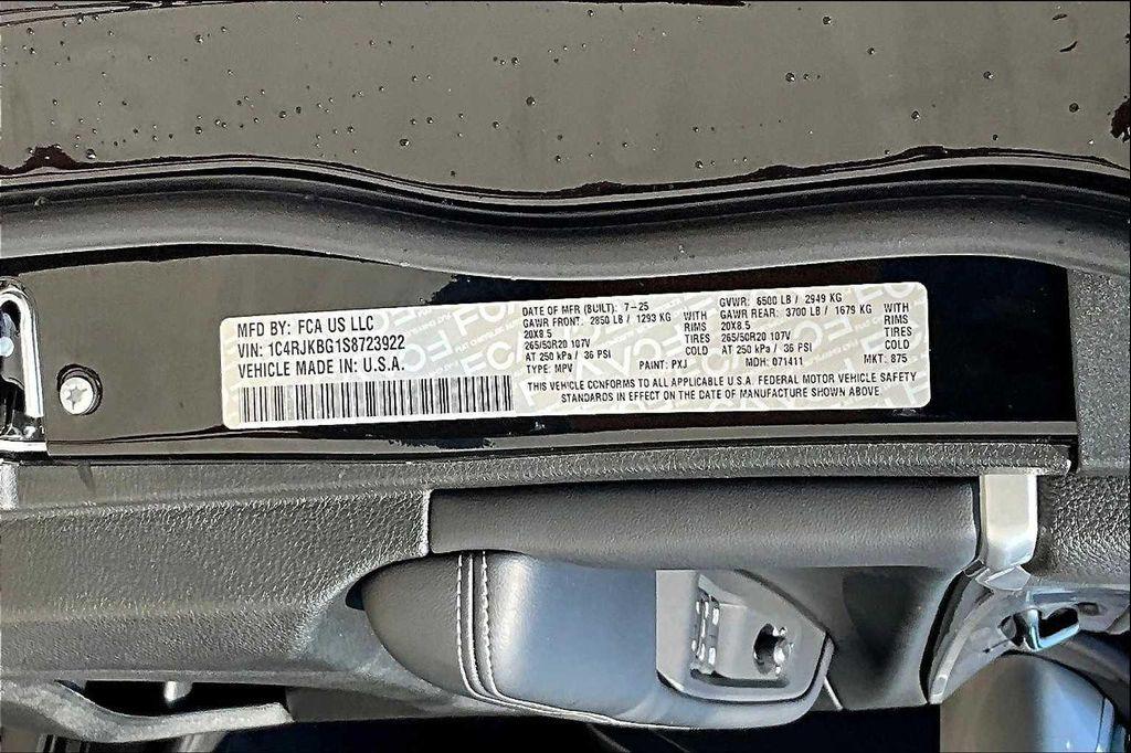 new 2025 Jeep Grand Cherokee L car, priced at $49,999