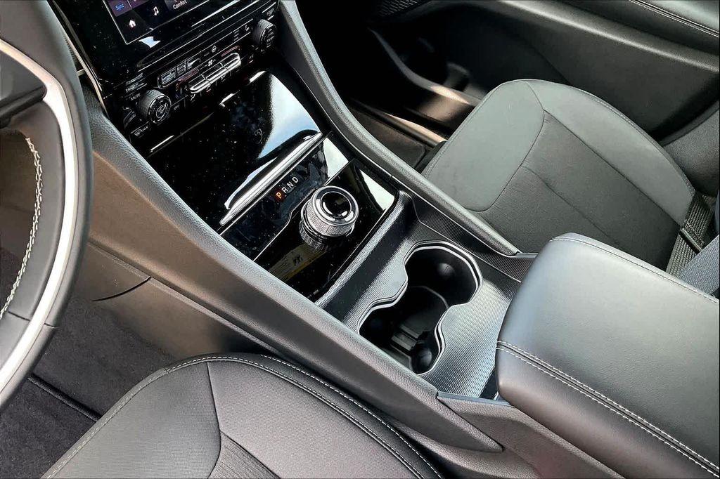 new 2025 Jeep Grand Cherokee L car, priced at $42,915