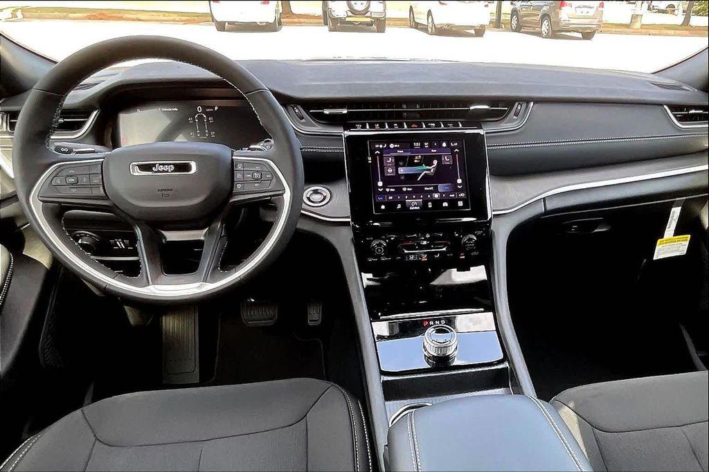 new 2025 Jeep Grand Cherokee L car, priced at $42,915
