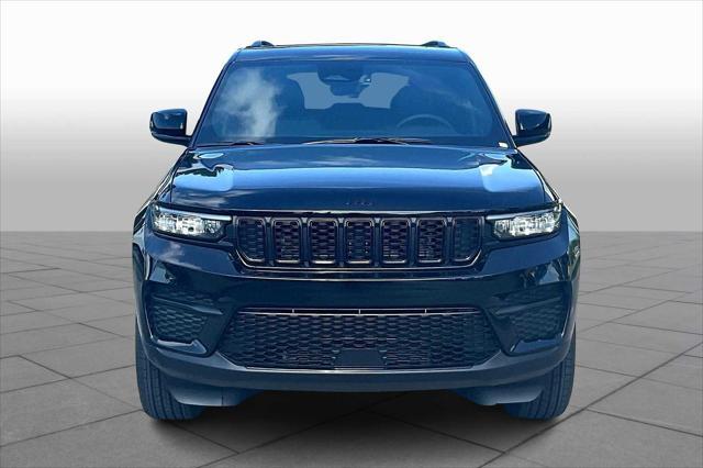 new 2025 Jeep Grand Cherokee car, priced at $44,725