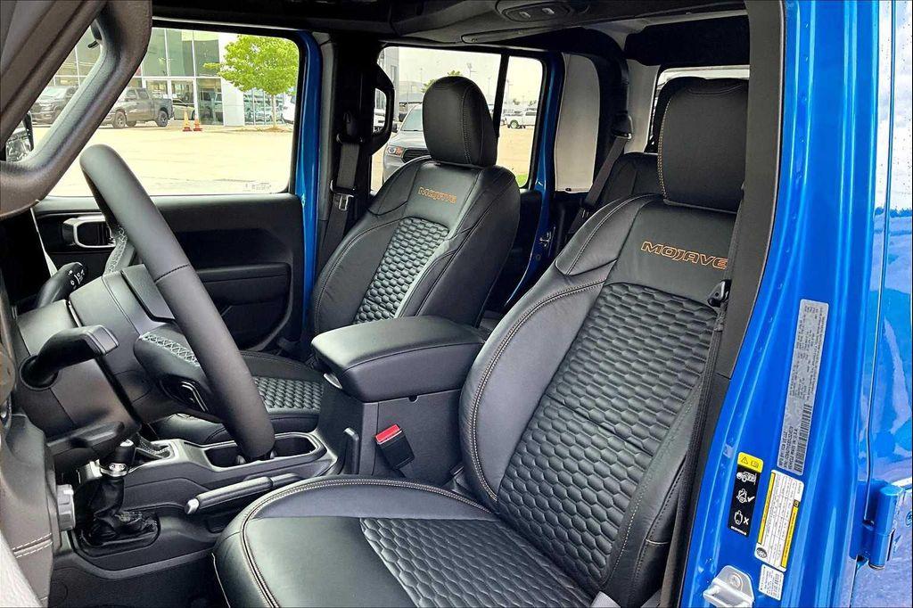 new 2025 Jeep Gladiator car, priced at $52,867