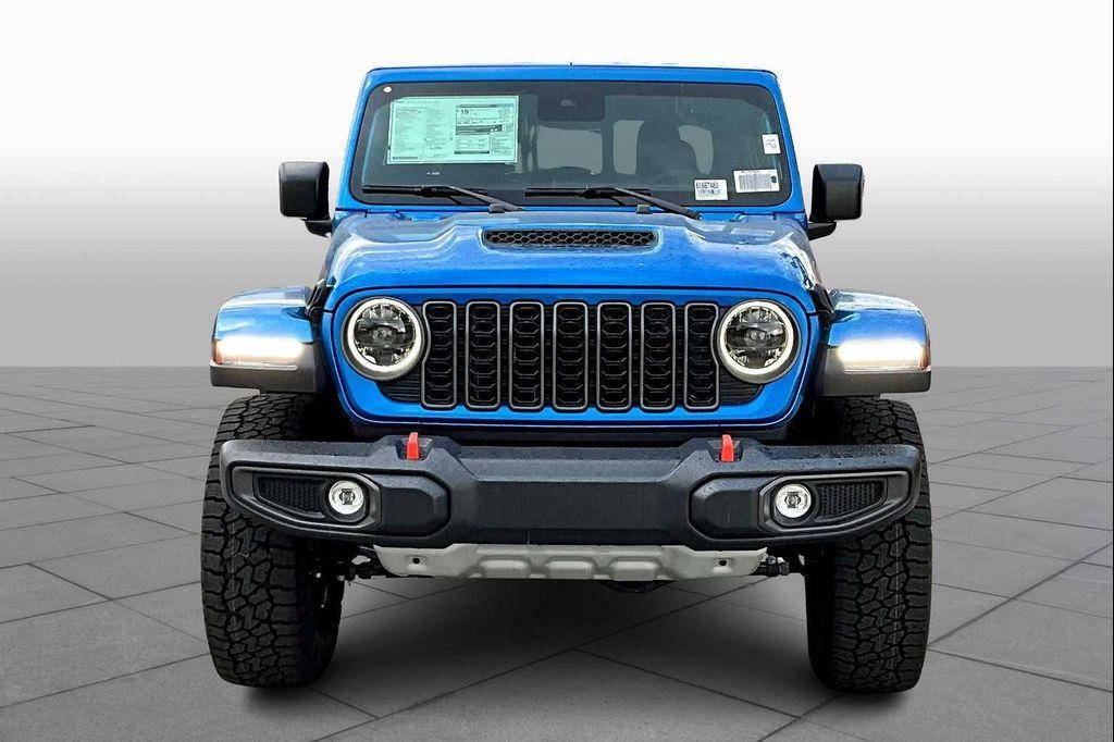 new 2025 Jeep Gladiator car, priced at $52,867
