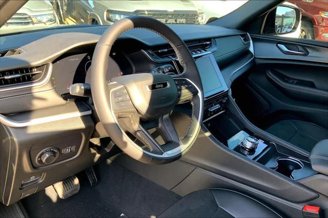 new 2025 Jeep Grand Cherokee L car, priced at $45,175