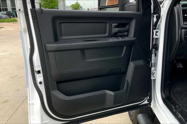 new 2025 Ram 3500 car, priced at $64,670