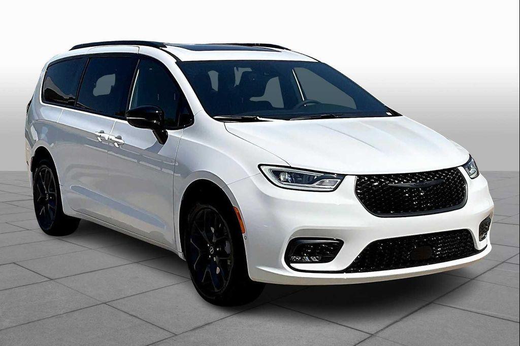 new 2026 Chrysler Pacifica car, priced at $54,999