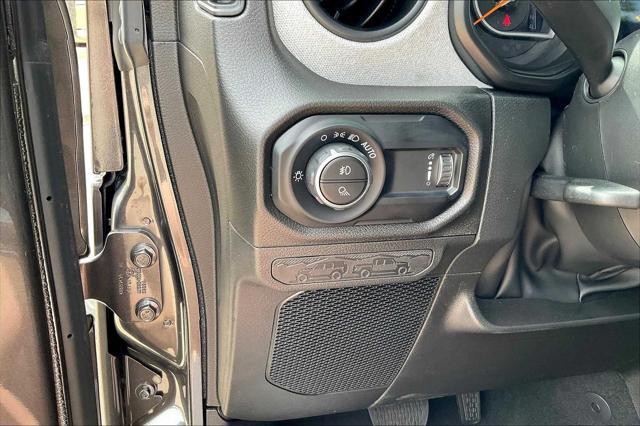 new 2025 Jeep Gladiator car, priced at $51,745