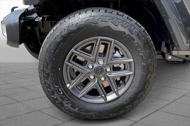 new 2025 Jeep Gladiator car, priced at $51,745