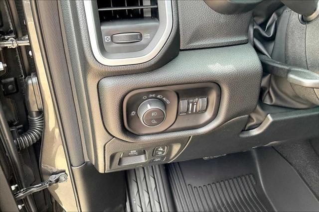 new 2025 Ram 1500 car, priced at $59,675