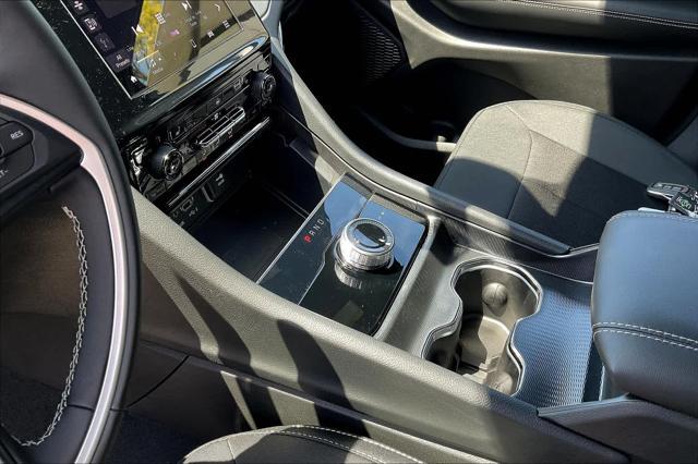 new 2025 Jeep Grand Cherokee car, priced at $40,999