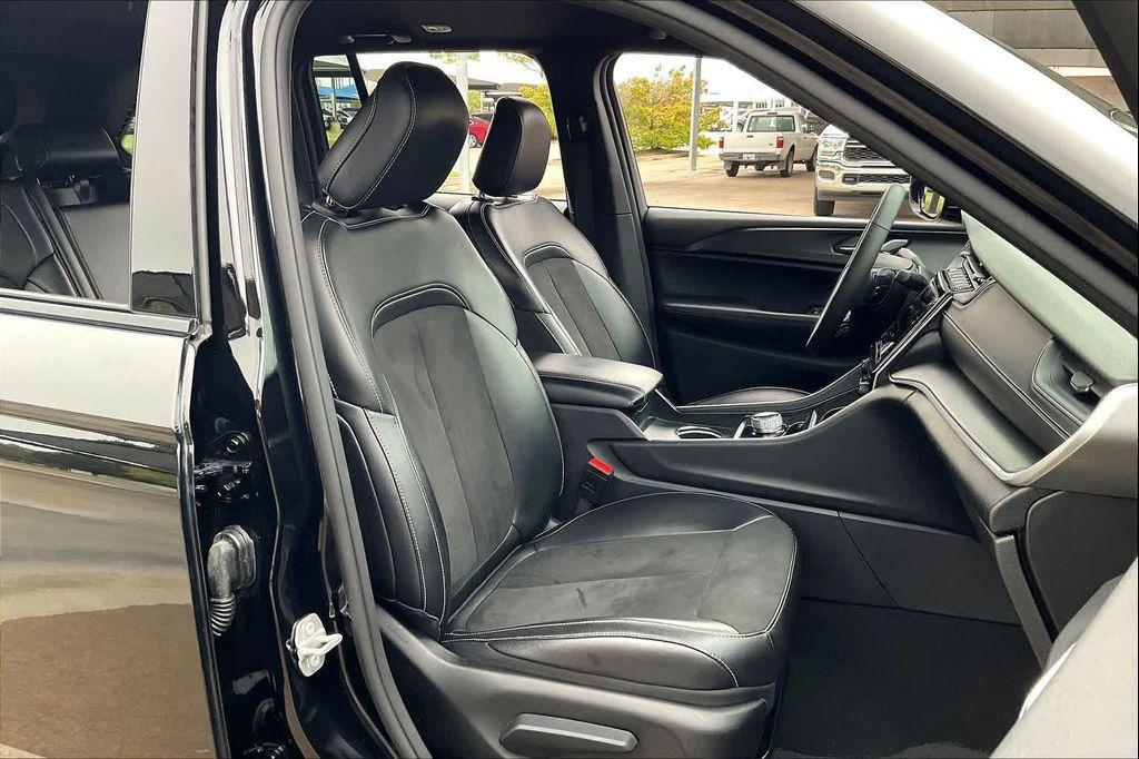 used 2024 Jeep Grand Cherokee car, priced at $30,000