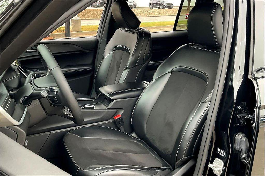 used 2024 Jeep Grand Cherokee car, priced at $30,000