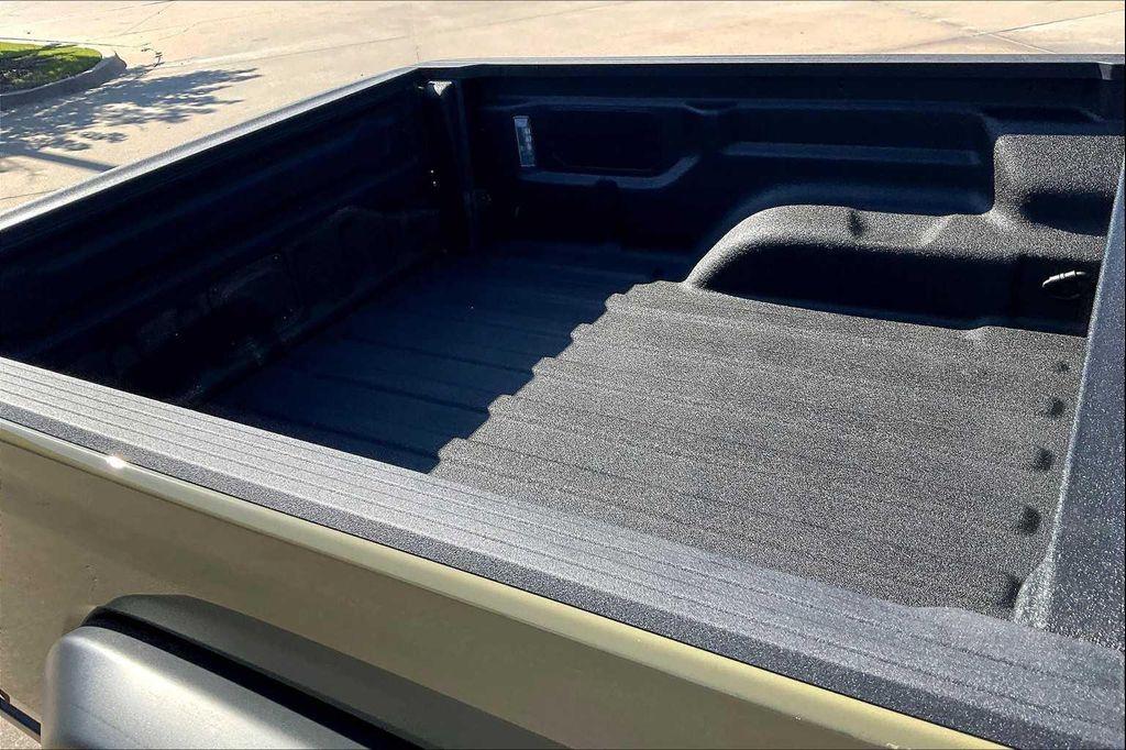 new 2025 Jeep Gladiator car, priced at $55,220