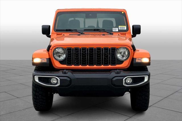 new 2025 Jeep Gladiator car, priced at $45,755