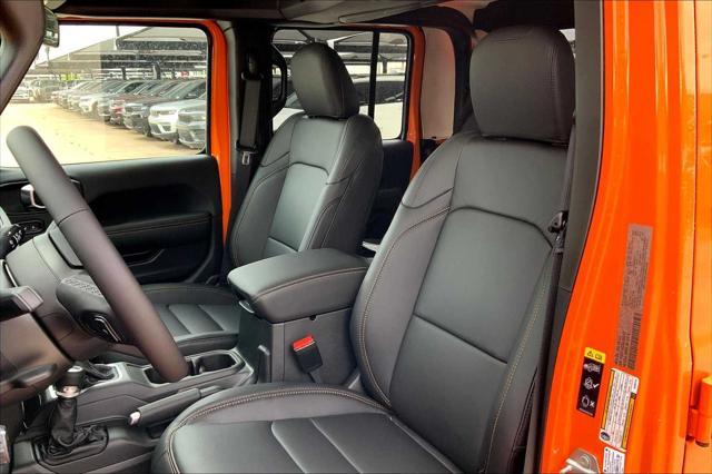 new 2025 Jeep Gladiator car, priced at $45,755