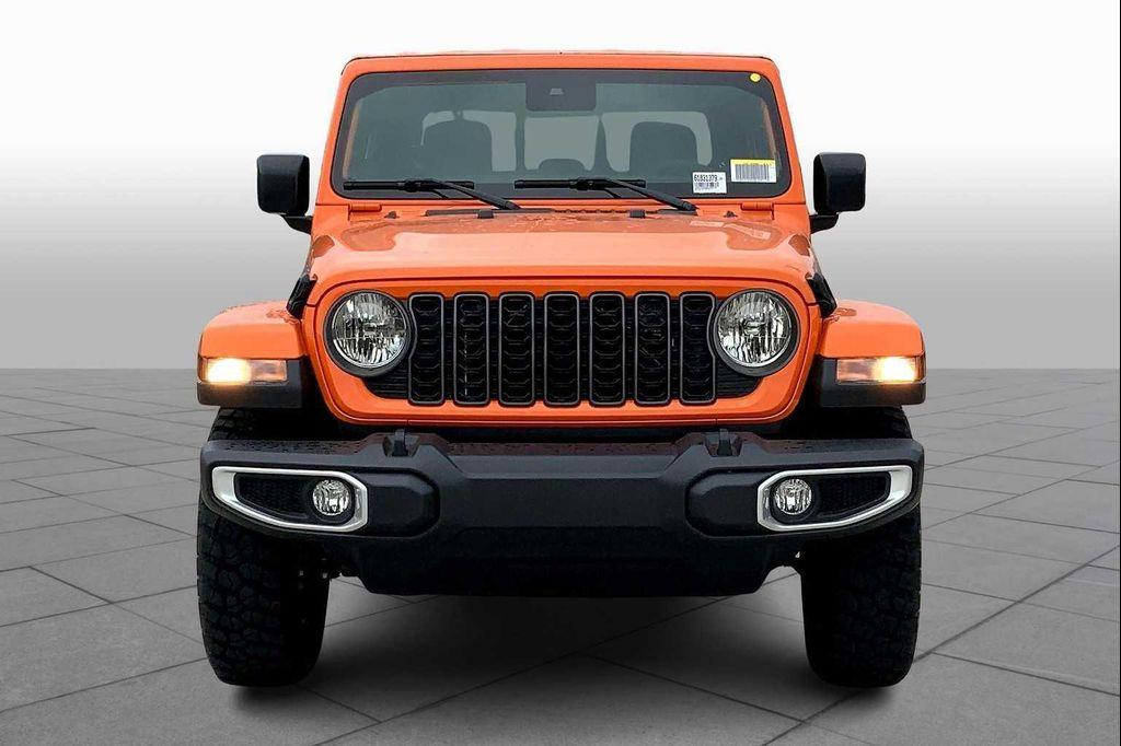 new 2025 Jeep Gladiator car, priced at $43,455
