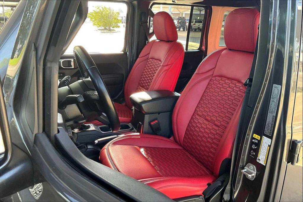 used 2021 Jeep Wrangler Unlimited car, priced at $27,999
