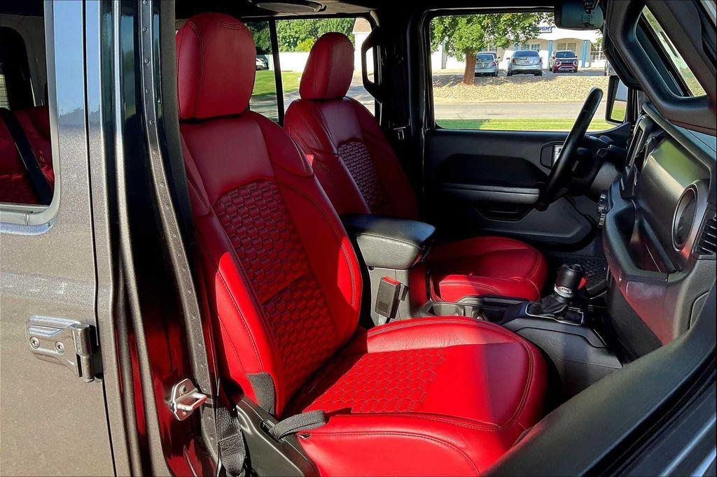 used 2021 Jeep Wrangler Unlimited car, priced at $27,999