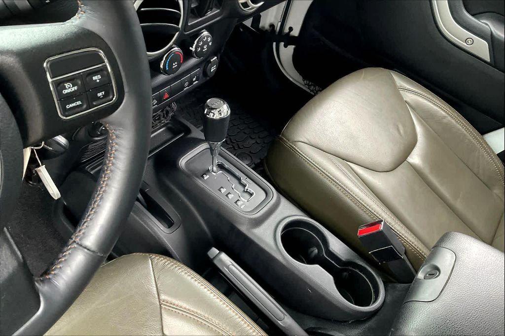 used 2016 Jeep Wrangler Unlimited car, priced at $15,999