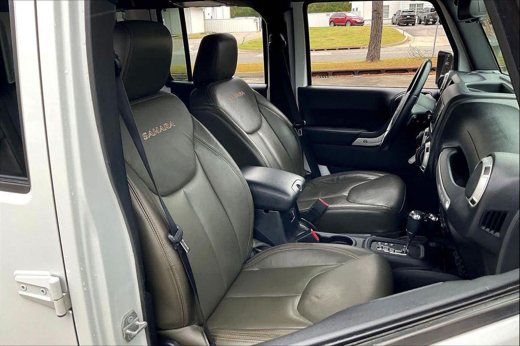 used 2016 Jeep Wrangler Unlimited car, priced at $15,999