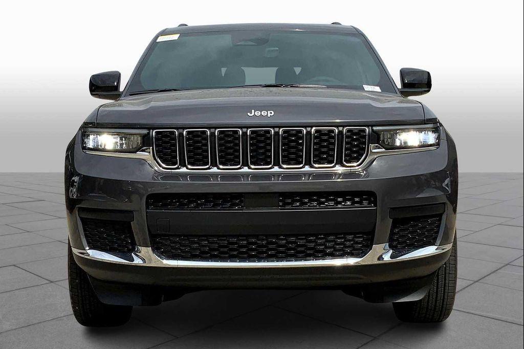 new 2025 Jeep Grand Cherokee L car, priced at $37,325