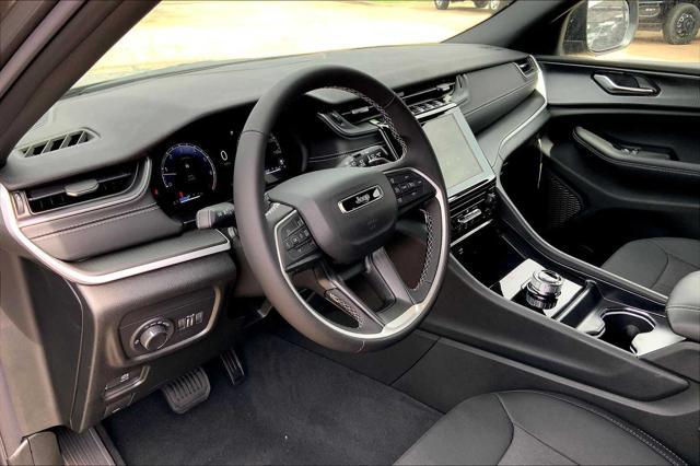 new 2025 Jeep Grand Cherokee L car, priced at $42,125