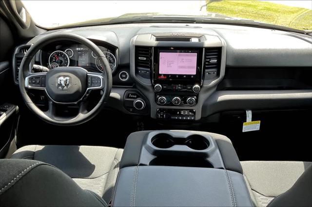new 2025 Ram 1500 car, priced at $45,000
