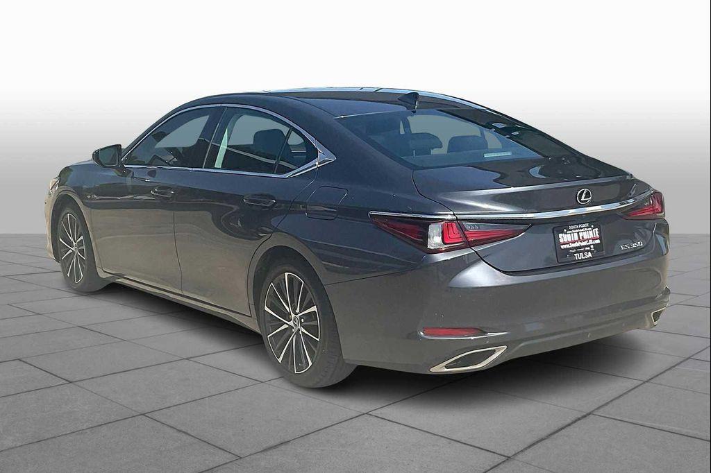 used 2022 Lexus ES 350 car, priced at $27,999