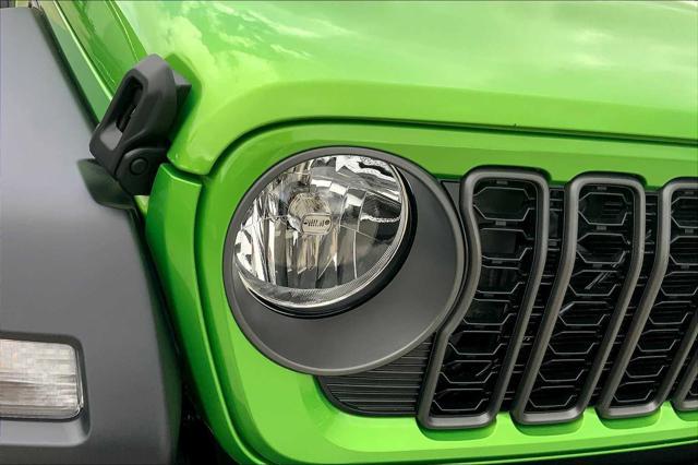 new 2025 Jeep Wrangler car, priced at $37,150