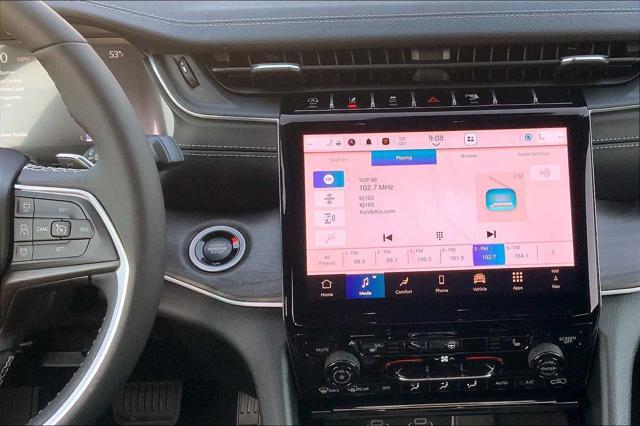 new 2025 Jeep Grand Cherokee car, priced at $42,295