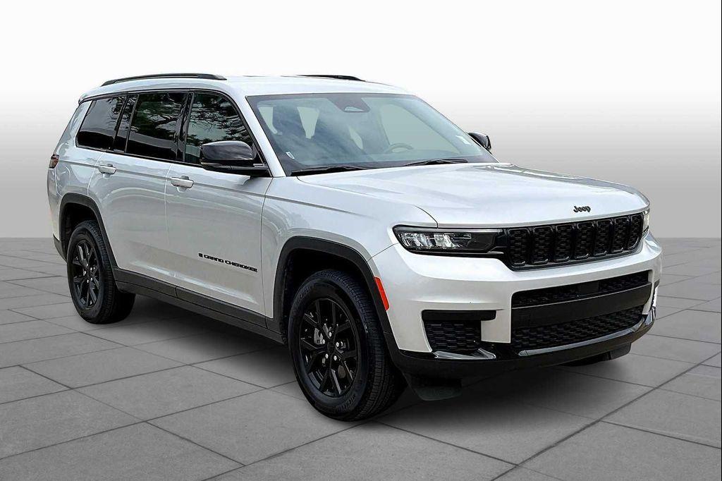 used 2024 Jeep Grand Cherokee L car, priced at $31,999
