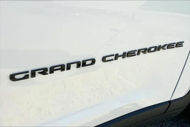 new 2024 Jeep Grand Cherokee car, priced at $42,080