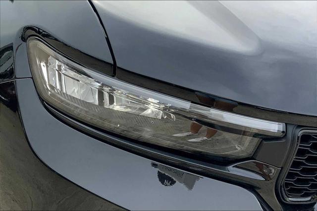 new 2025 Jeep Grand Cherokee car, priced at $40,380