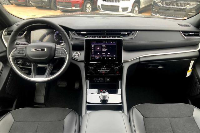 new 2025 Jeep Grand Cherokee car, priced at $40,380