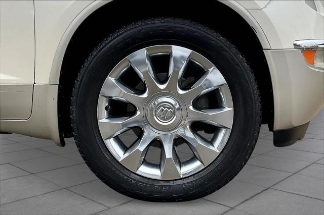 used 2012 Buick Enclave car, priced at $10,000